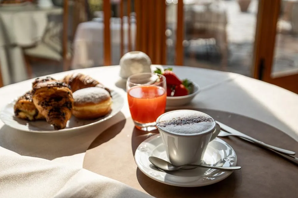 Hotel Royal gallery image #30