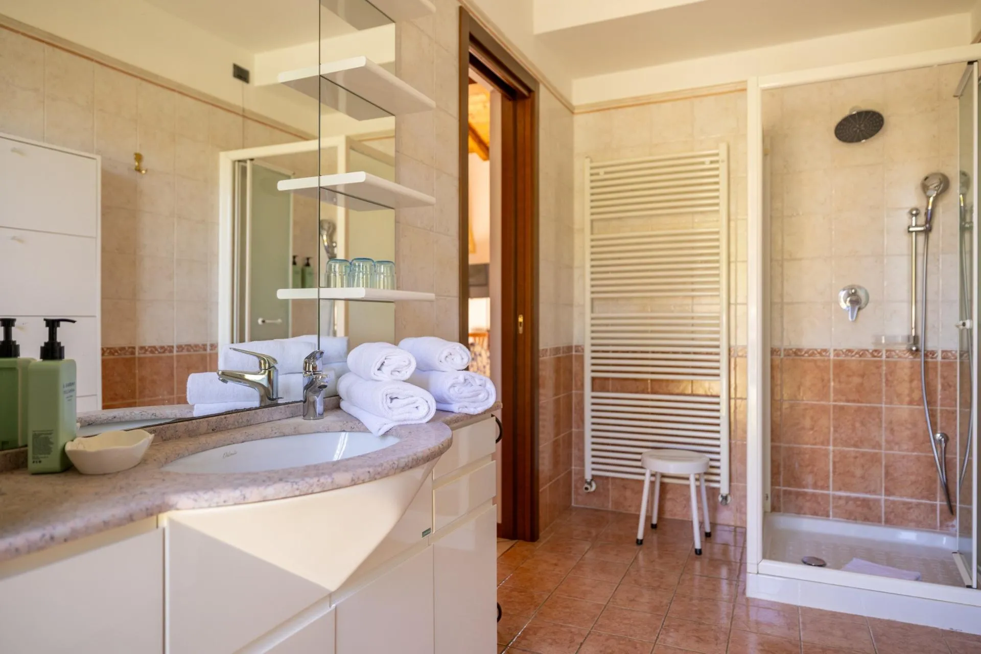 Suite Royal with Terrace and Lake View