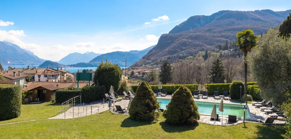 Lake Como hotel with tennis court